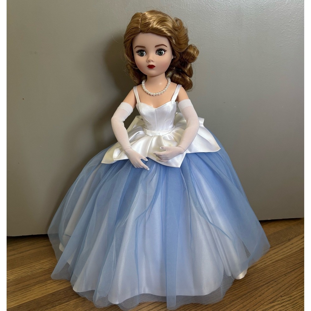 Madame Alexander 2015 Debutante Limited Edition 3/75 Fashion Doll Blue White